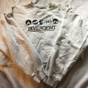 Divergent cropped crew neck sweater